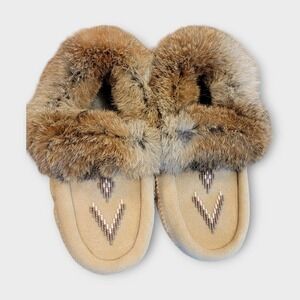 Suede Moccasins | Manitobah Mukluks | Size 5